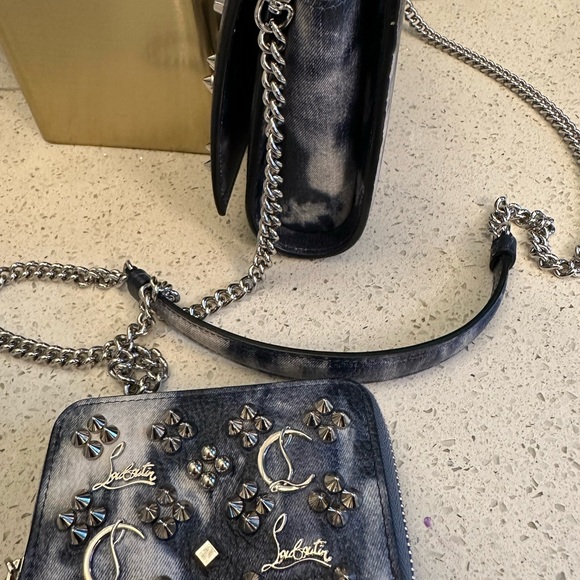 Louboutin Paloma crossbody bag and wallet set in like new condition. - Picture 5 of 6